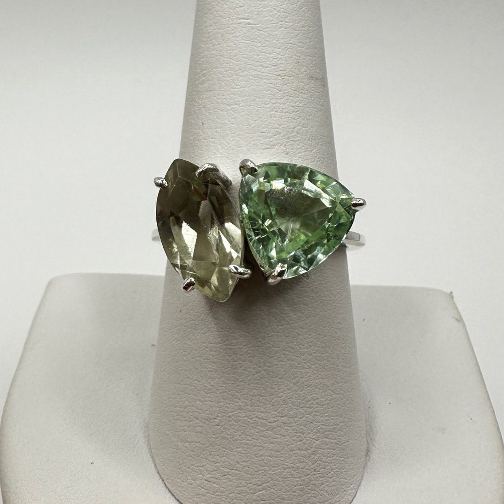 NWOT Green Spinel and Green Quartz ring in solid sterling silver!‎